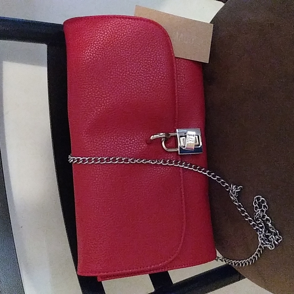 Red Steve Madden crossbody bag